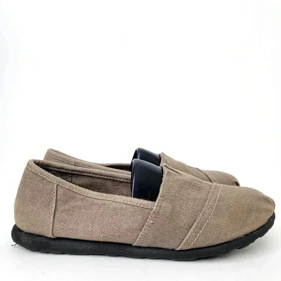 Yuu Celista Grey Twill Classic Slip On Flats - 6 - Picture 3 of 8